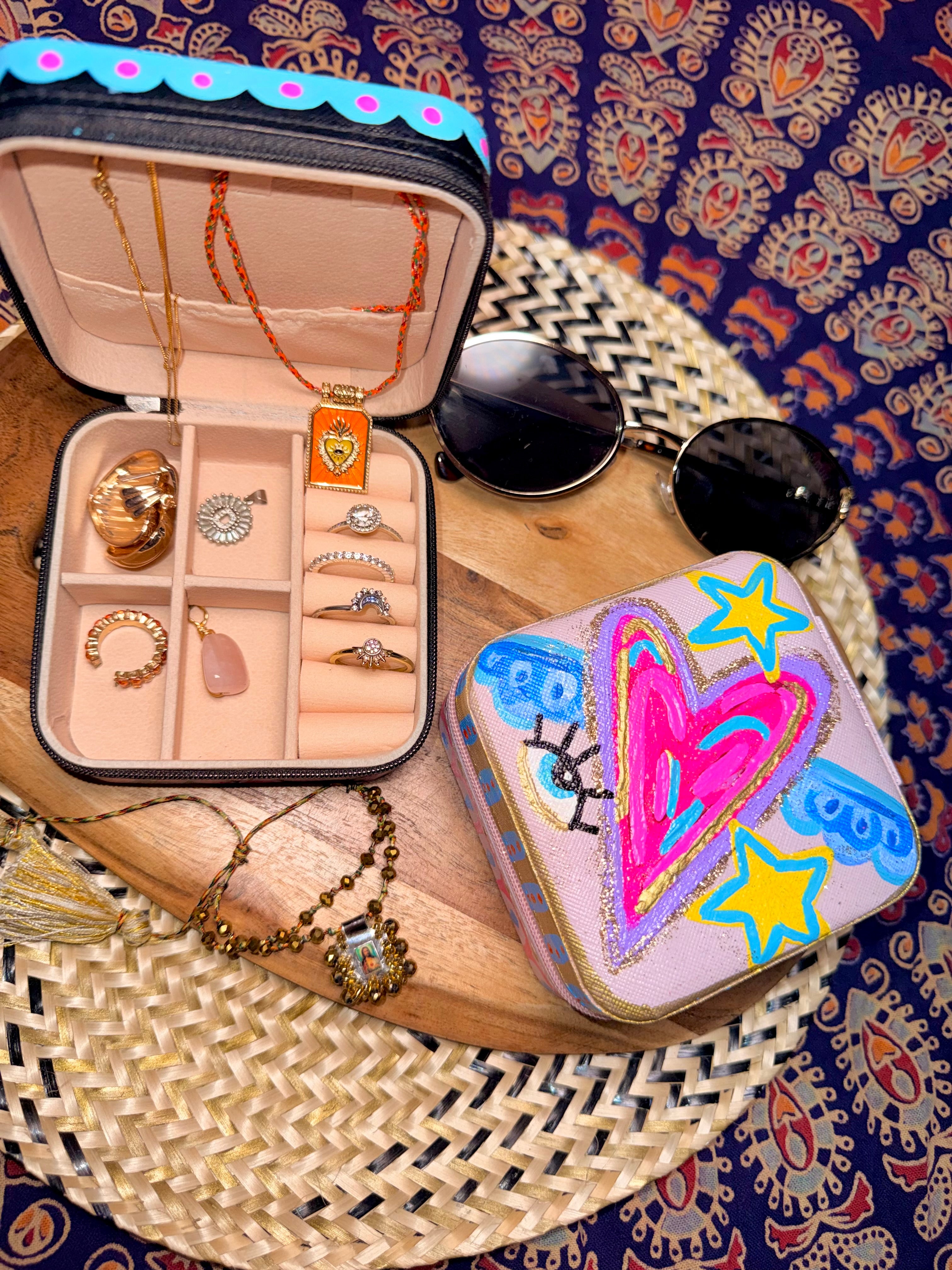 Hand-Painted Travel Jewellery Case ✨